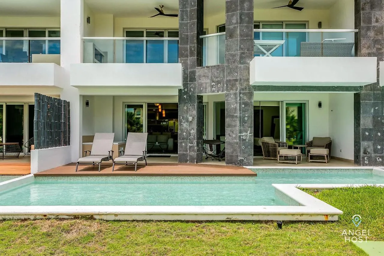 Apartment New Condos With Private Pool Plus Restaurants And Gym Playa del Carmen