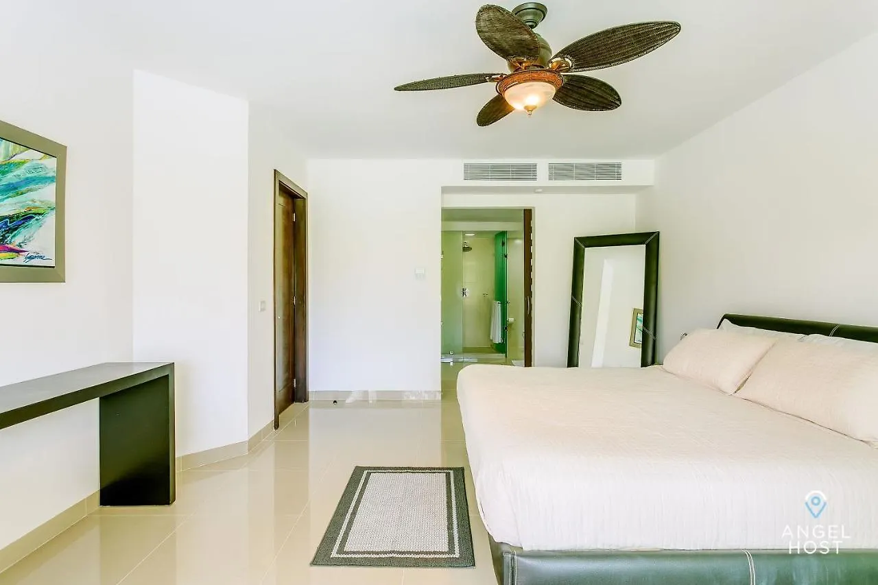 New Condos With Private Pool Plus Restaurants And Gym Playa del Carmen